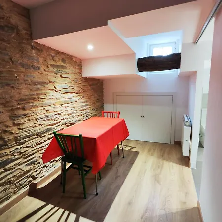 Mini Apartamento Con Todo Lo Necesario En Lugo Exterior photo